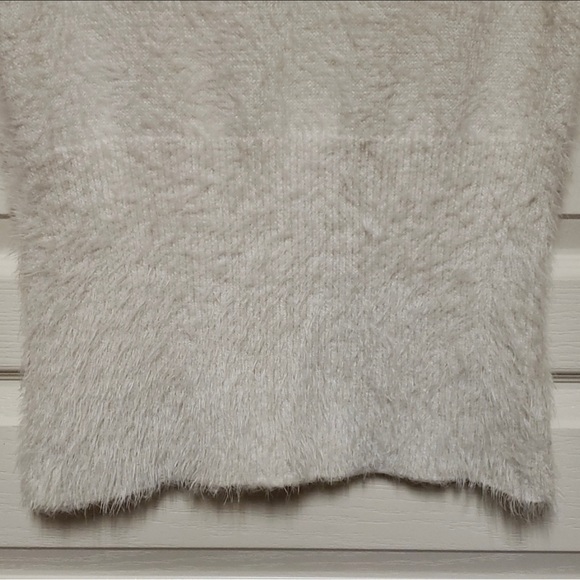 🌟EVA MENDES SWEATER SZ M - Picture 9 of 9